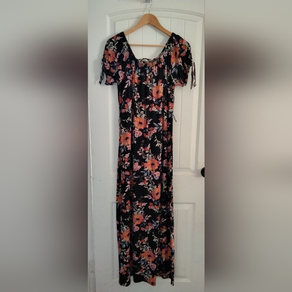 A-Line Floral Print Off Shoulder Maxi Mother of the Bride & Groom Dresses with Ruched Ruffles Waist & Slit